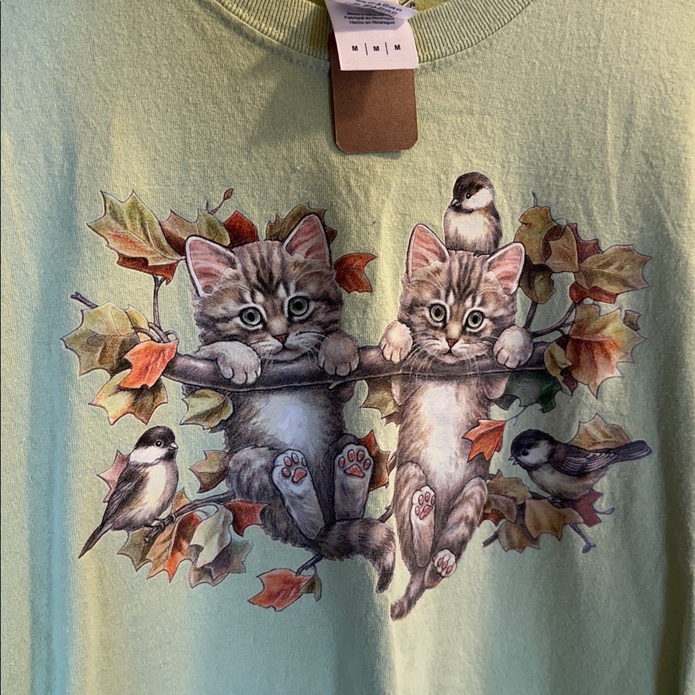 Green Med Unisex Graphic T-Shirt with Cats and Birds Printed Medium 100% Cotton